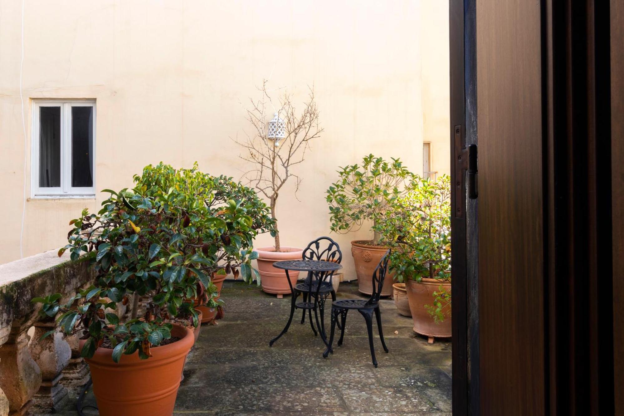 Palazzo Insula Couette-café *
